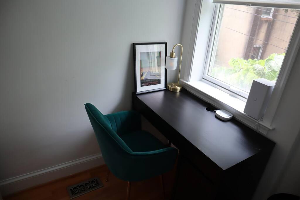 3-Bedroom House With Cute Patio Explore Dc On Foot Washington Dış mekan fotoğraf