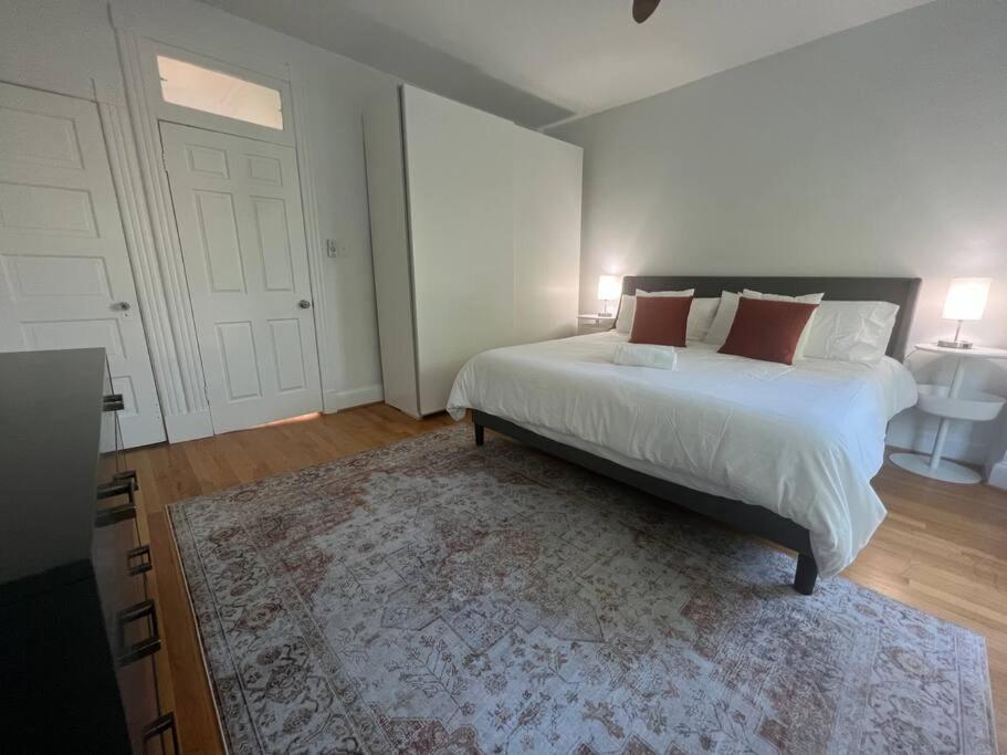 3-Bedroom House With Cute Patio Explore Dc On Foot Washington Dış mekan fotoğraf
