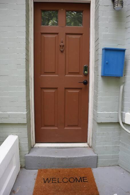 3-Bedroom House With Cute Patio Explore Dc On Foot Washington Dış mekan fotoğraf